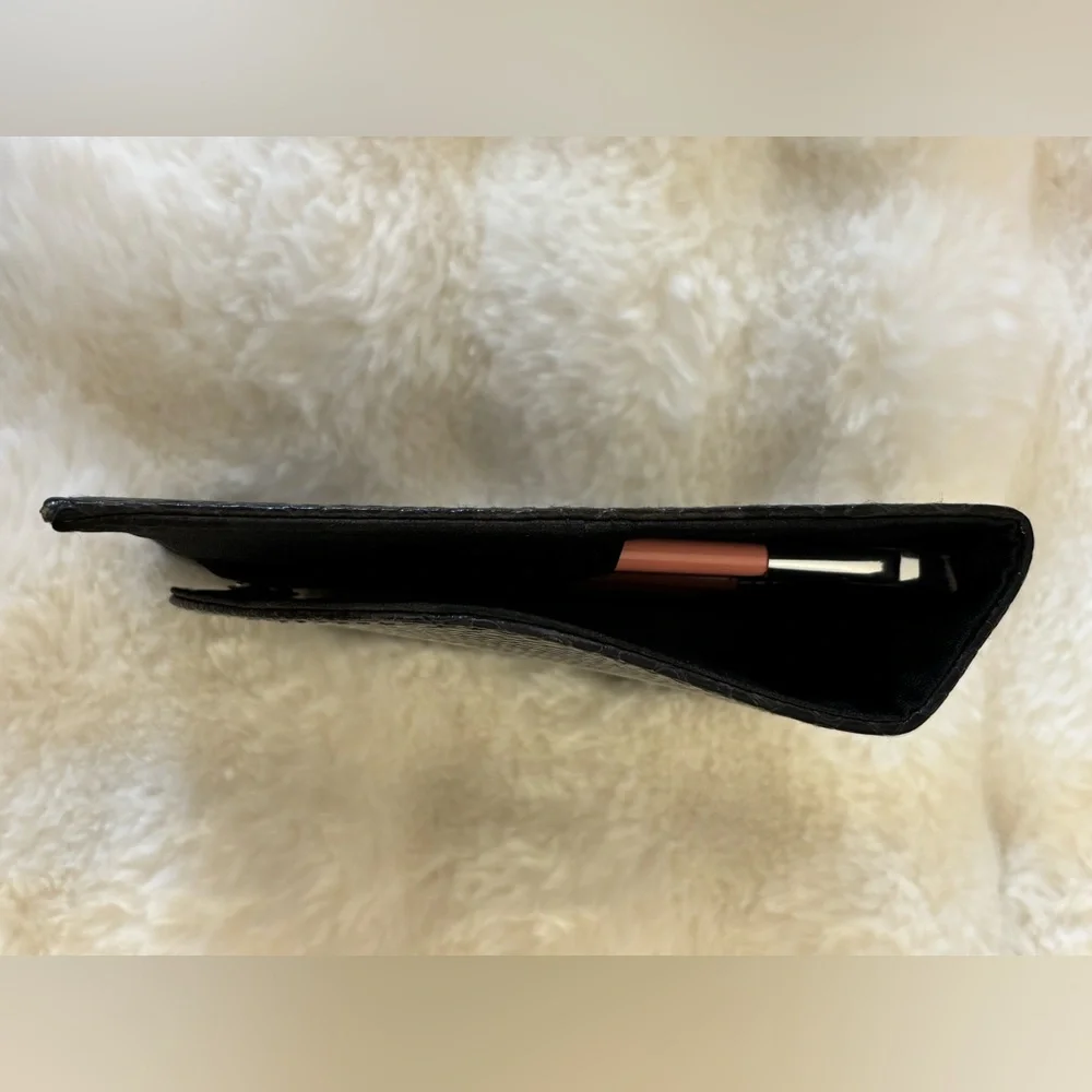 Makeup Brush Set 8 brushes black snap travel case wedding gift travel vacation